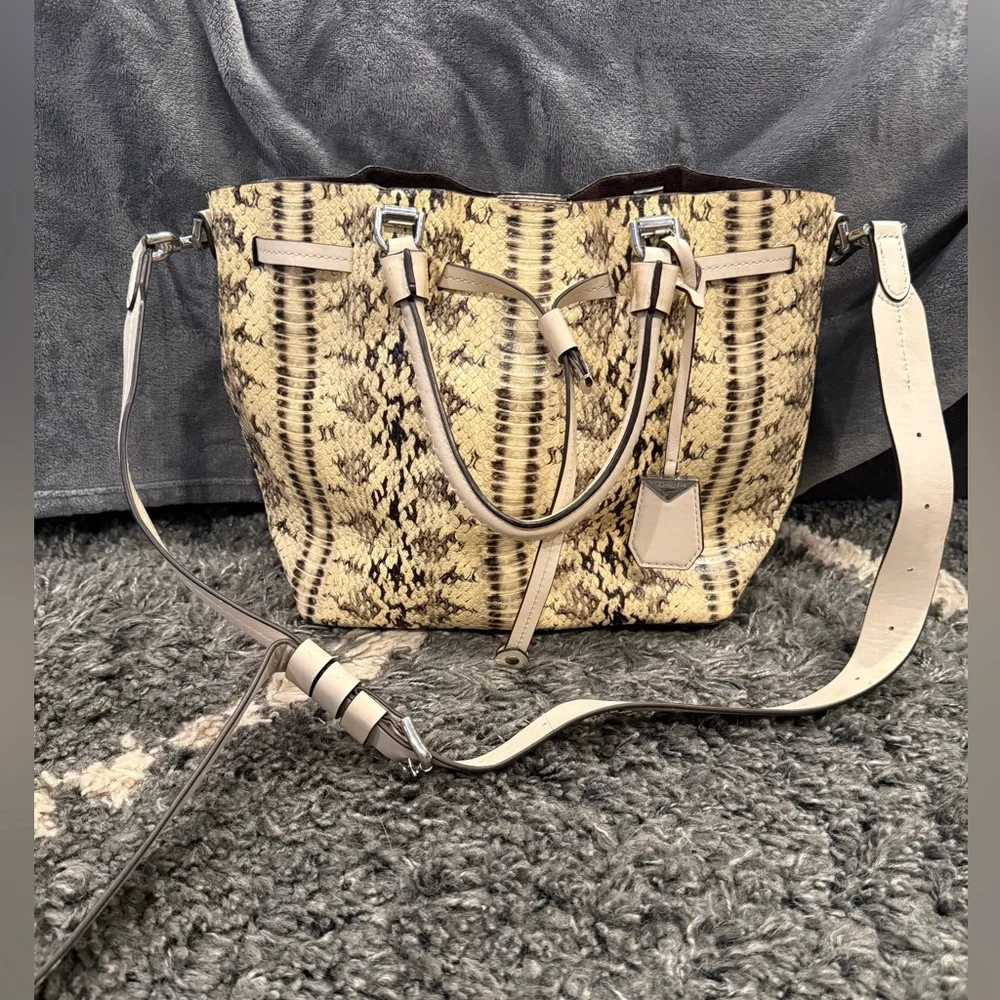Michael Kors Blakely Medium Bucket Bag in Python‎ Leather, Natural Cream GUC